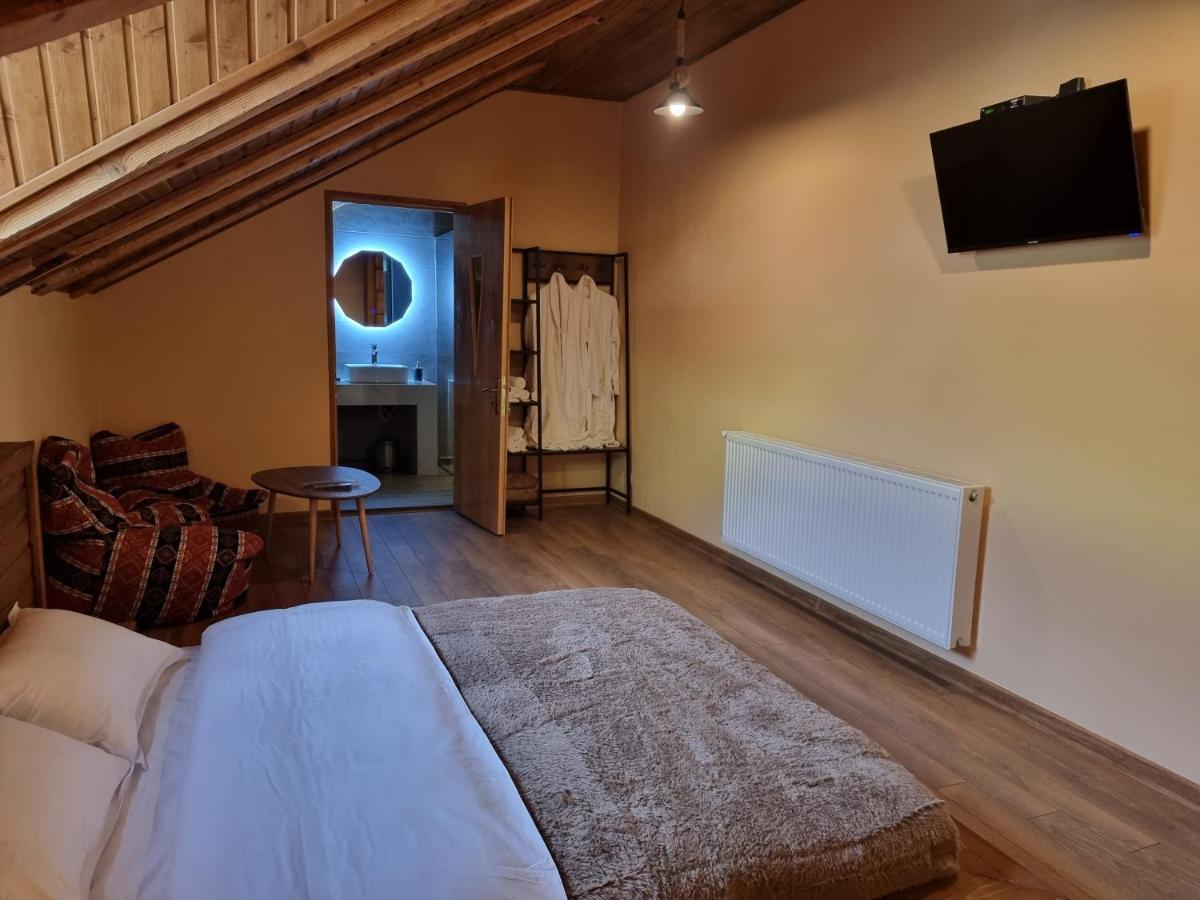 Graf Kazbegi Hotel Eksteriør billede