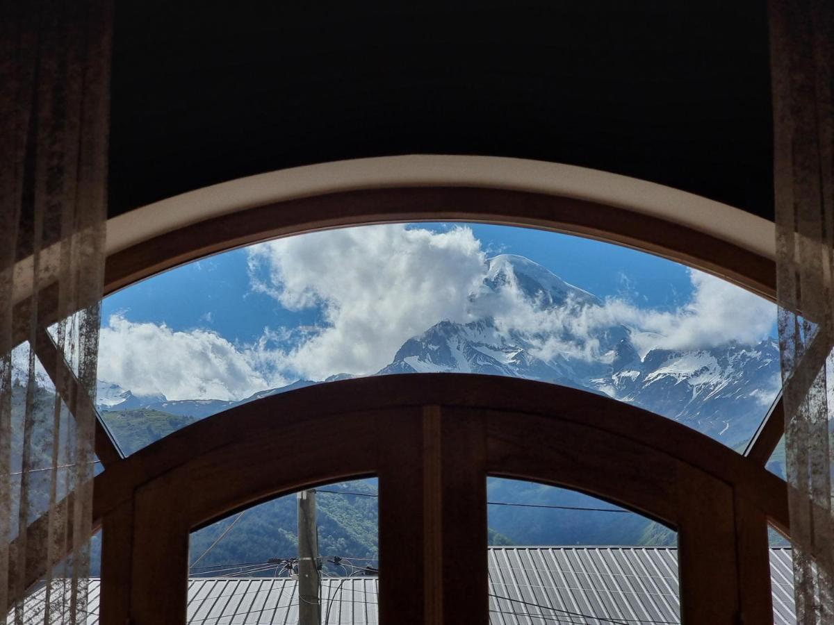Graf Kazbegi Hotel Eksteriør billede