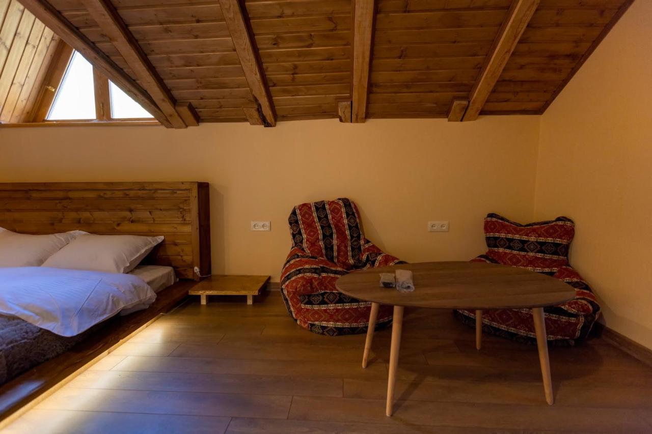 Graf Kazbegi Hotel Eksteriør billede