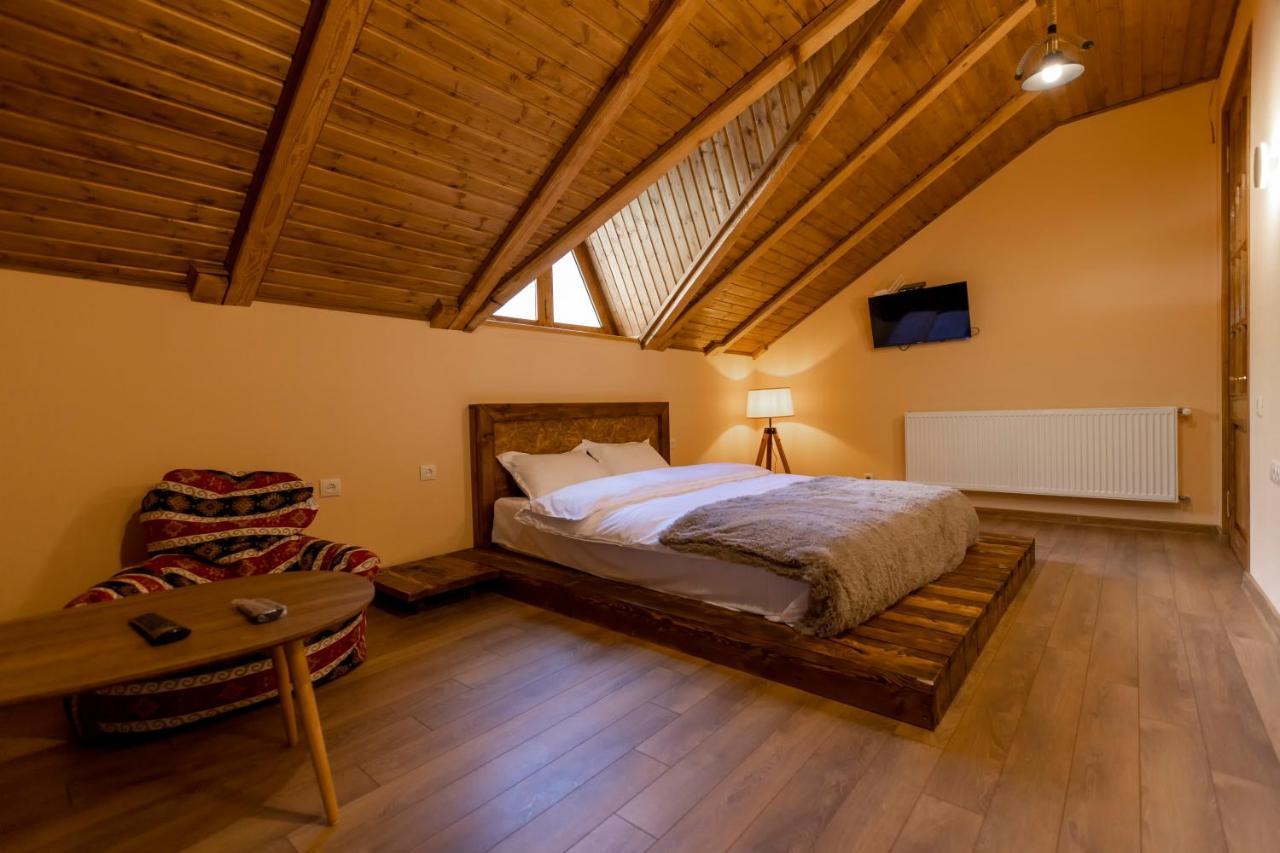 Graf Kazbegi Hotel Eksteriør billede