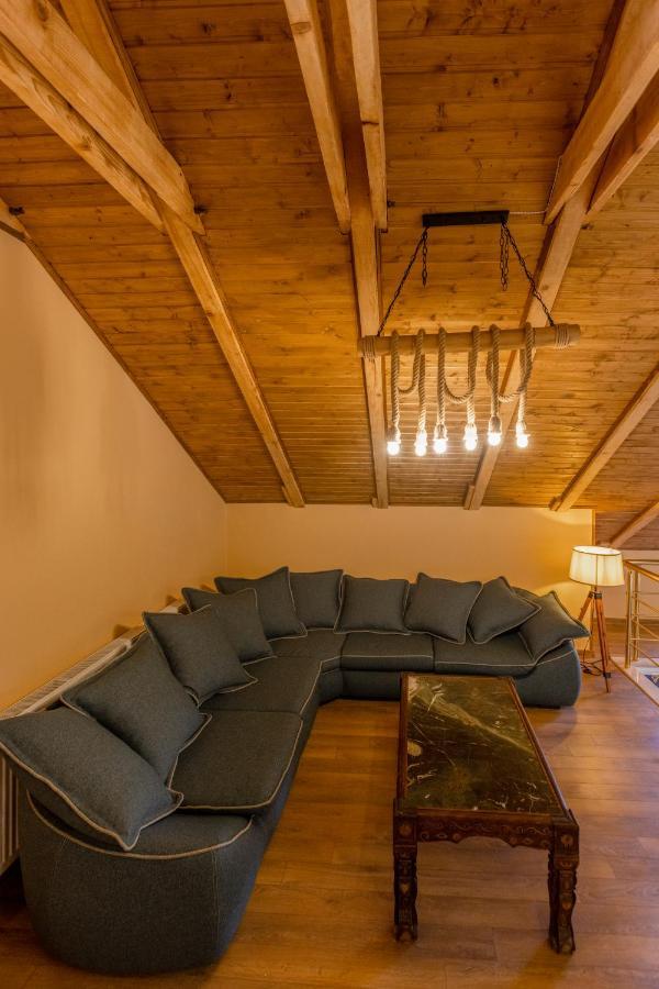 Graf Kazbegi Hotel Eksteriør billede