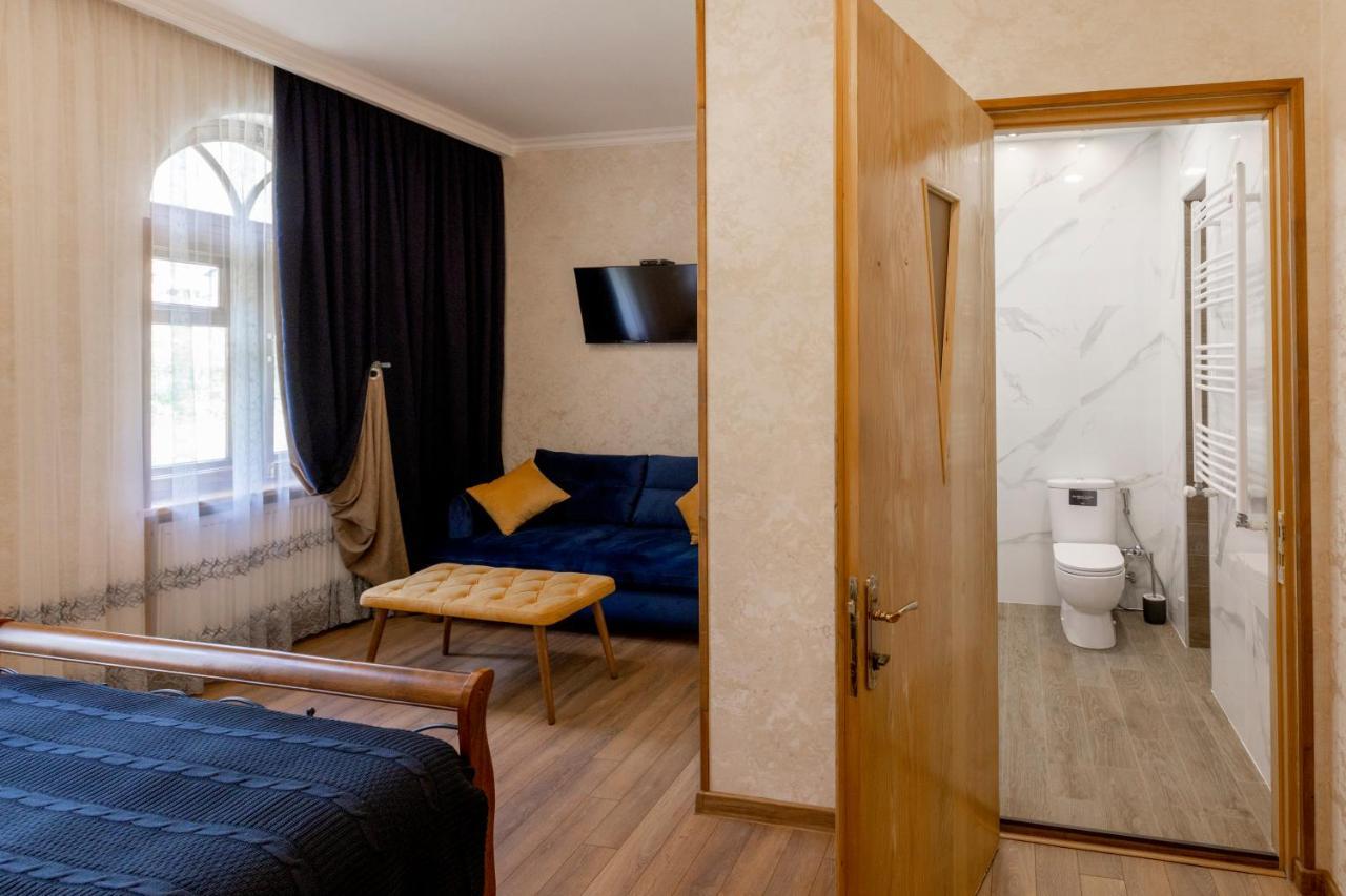 Graf Kazbegi Hotel Eksteriør billede