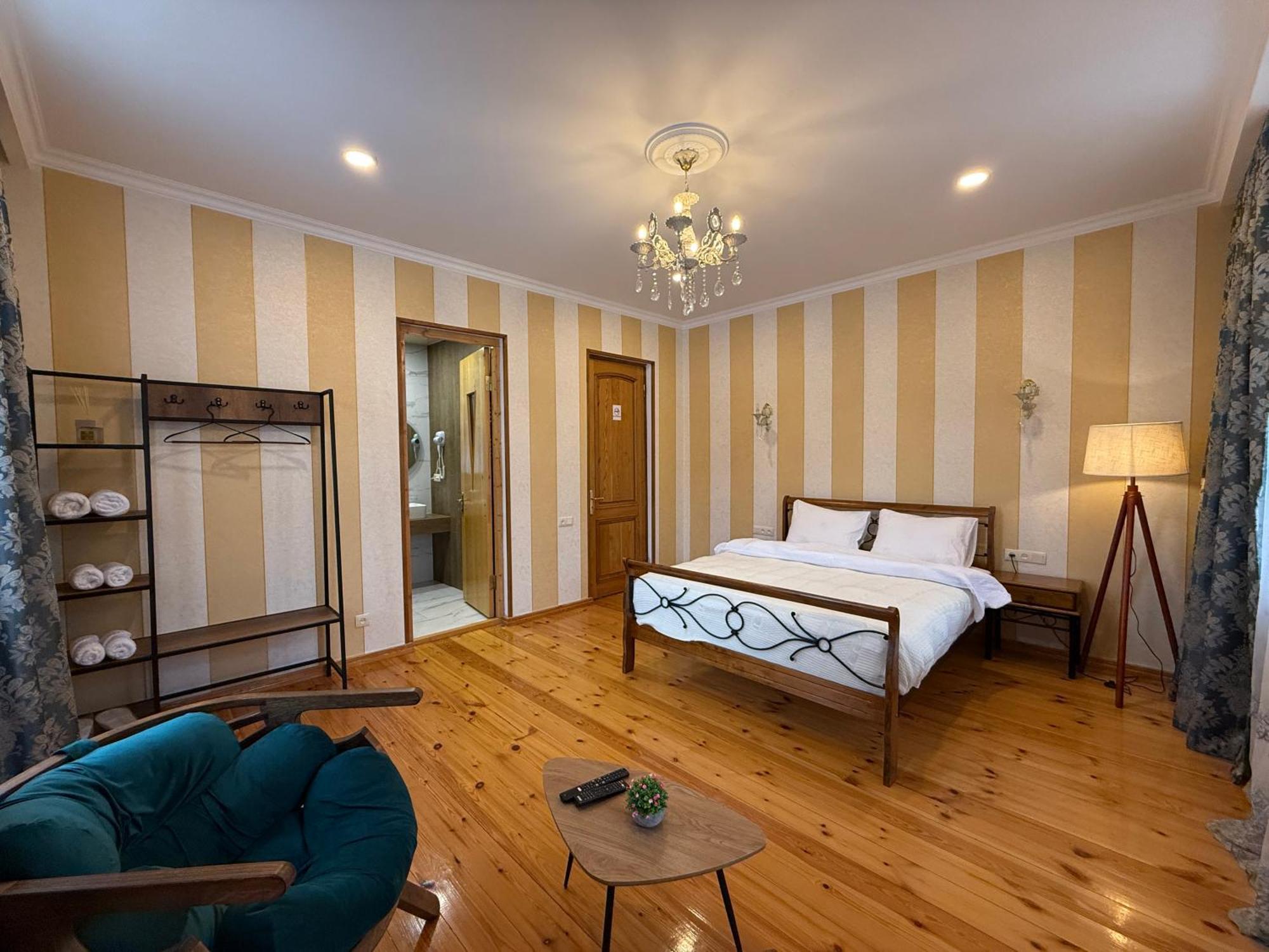 Graf Kazbegi Hotel Eksteriør billede